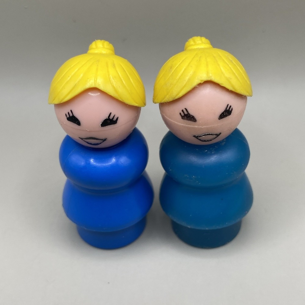 Lot of‎ 2 Vtg Fisher Price Little People Woman Mom Blue Outfit Blonde Ponytail